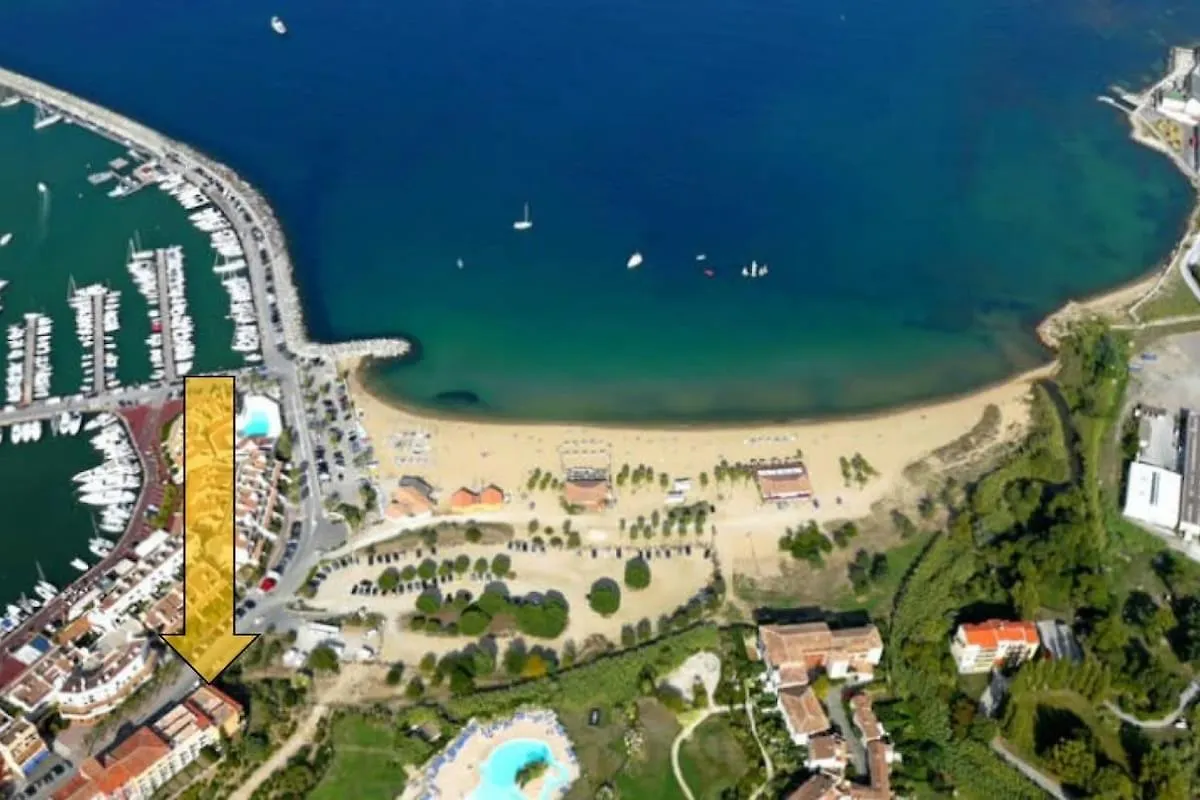 Apartment Seafront In Gassin 0*,  Frankrijk