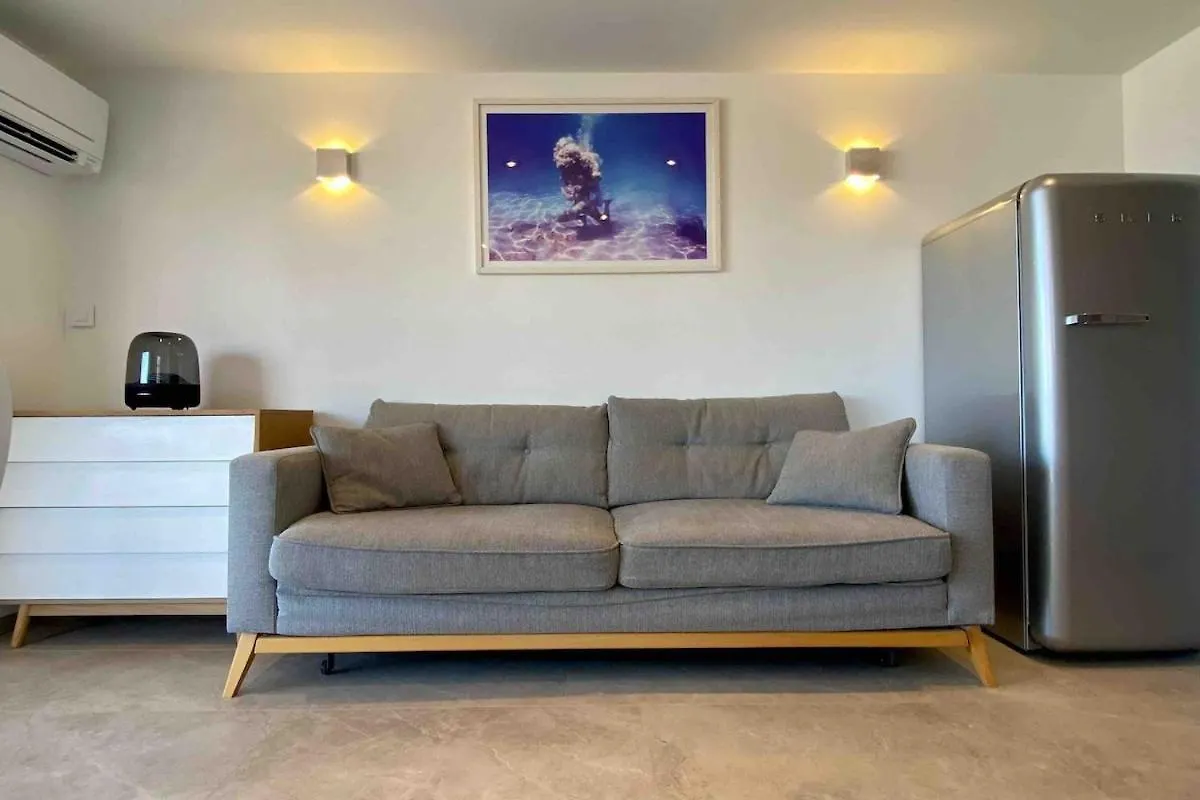 Apartment Seafront In Gassin Frankrijk